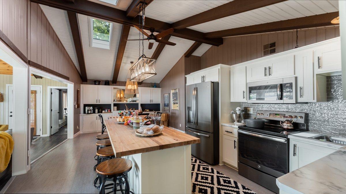 22010 62nd Street NW