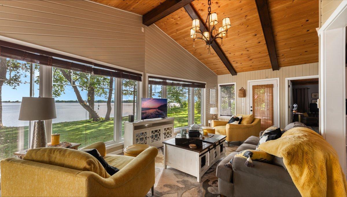 22010 62nd Street NW