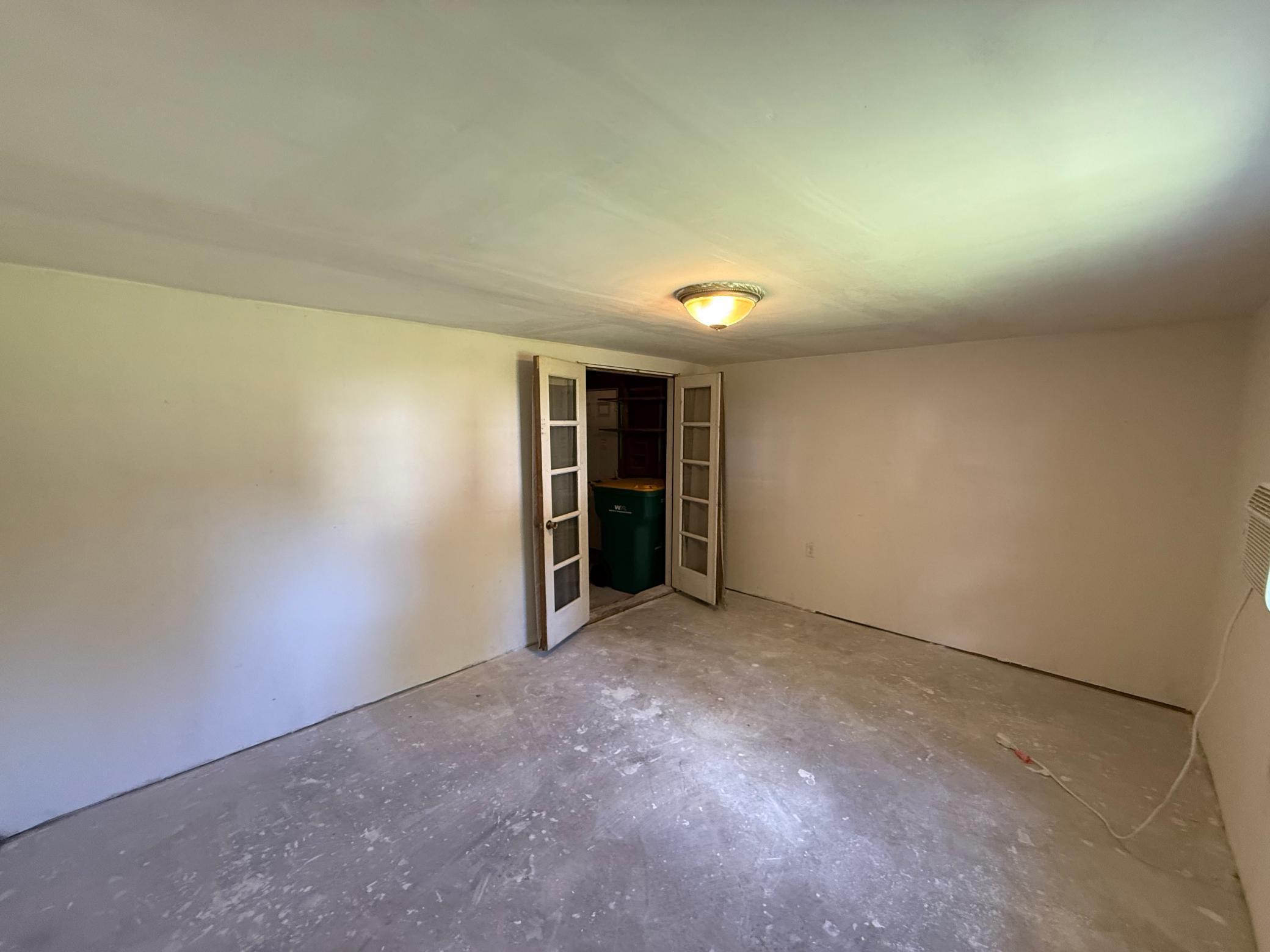446 W Darwin Street