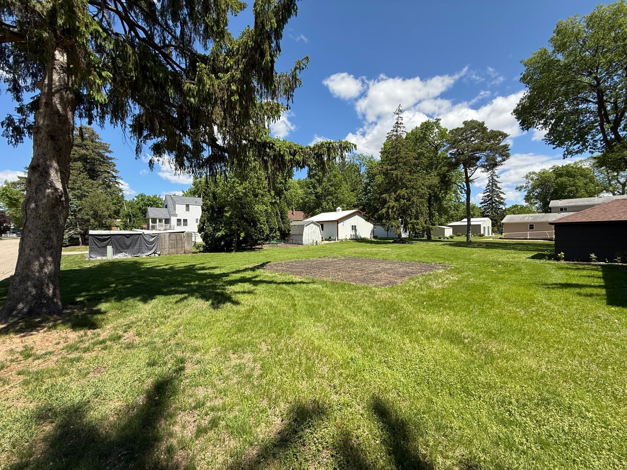 446 W Darwin Street