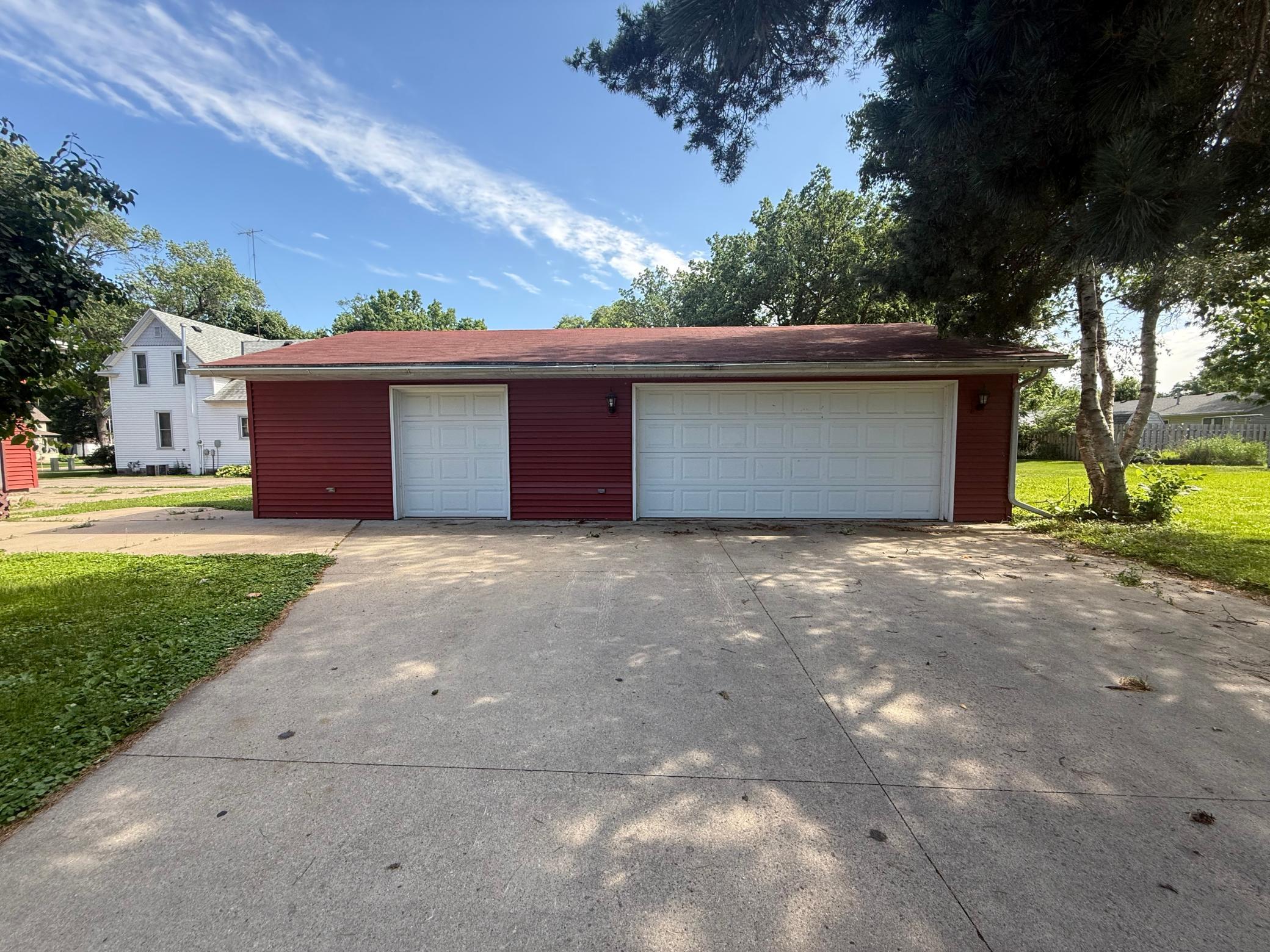400 S Swift Avenue