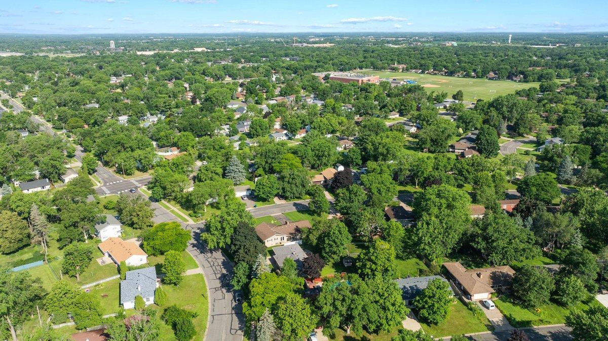 2405 Centennial Drive