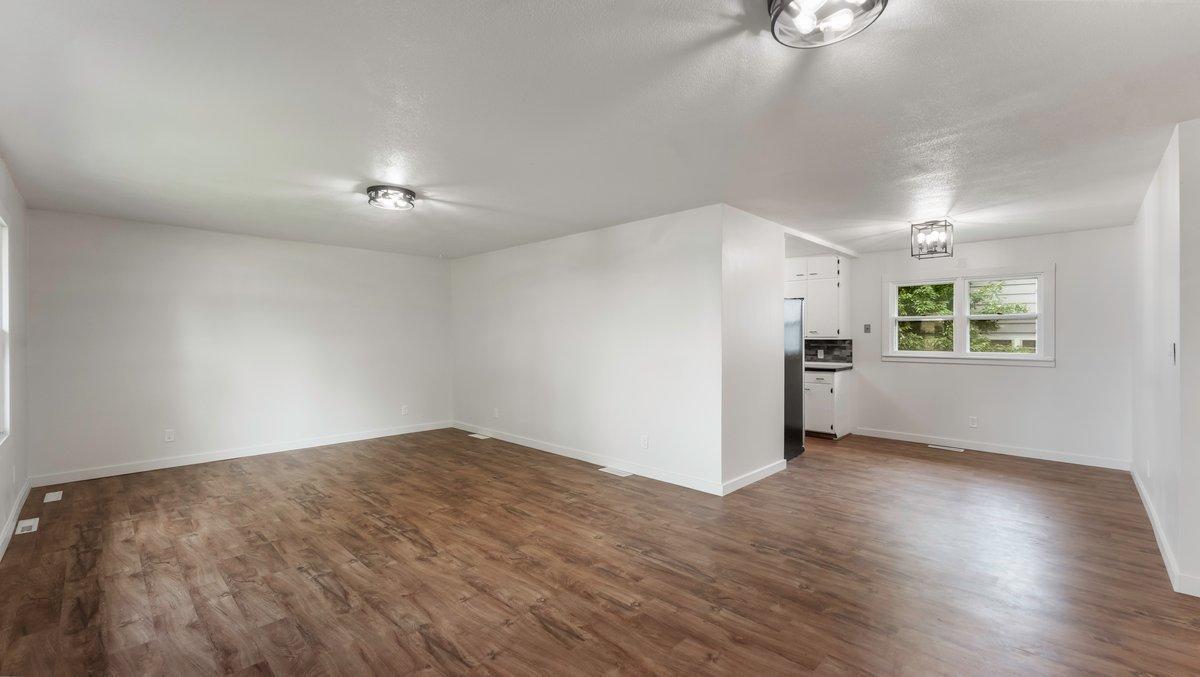 117 W Lockerbie Street