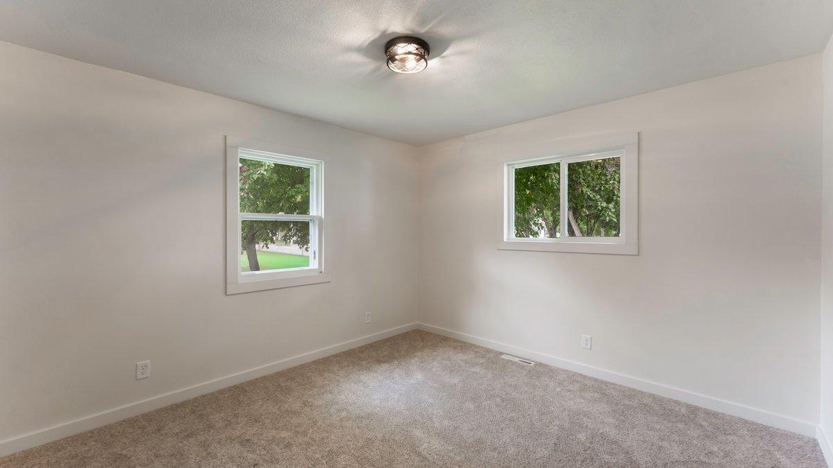 117 W Lockerbie Street