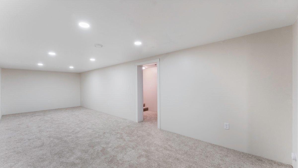 117 W Lockerbie Street