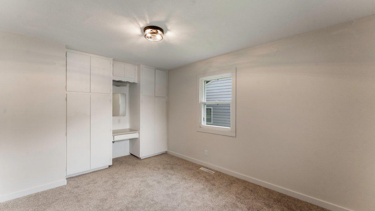 117 W Lockerbie Street