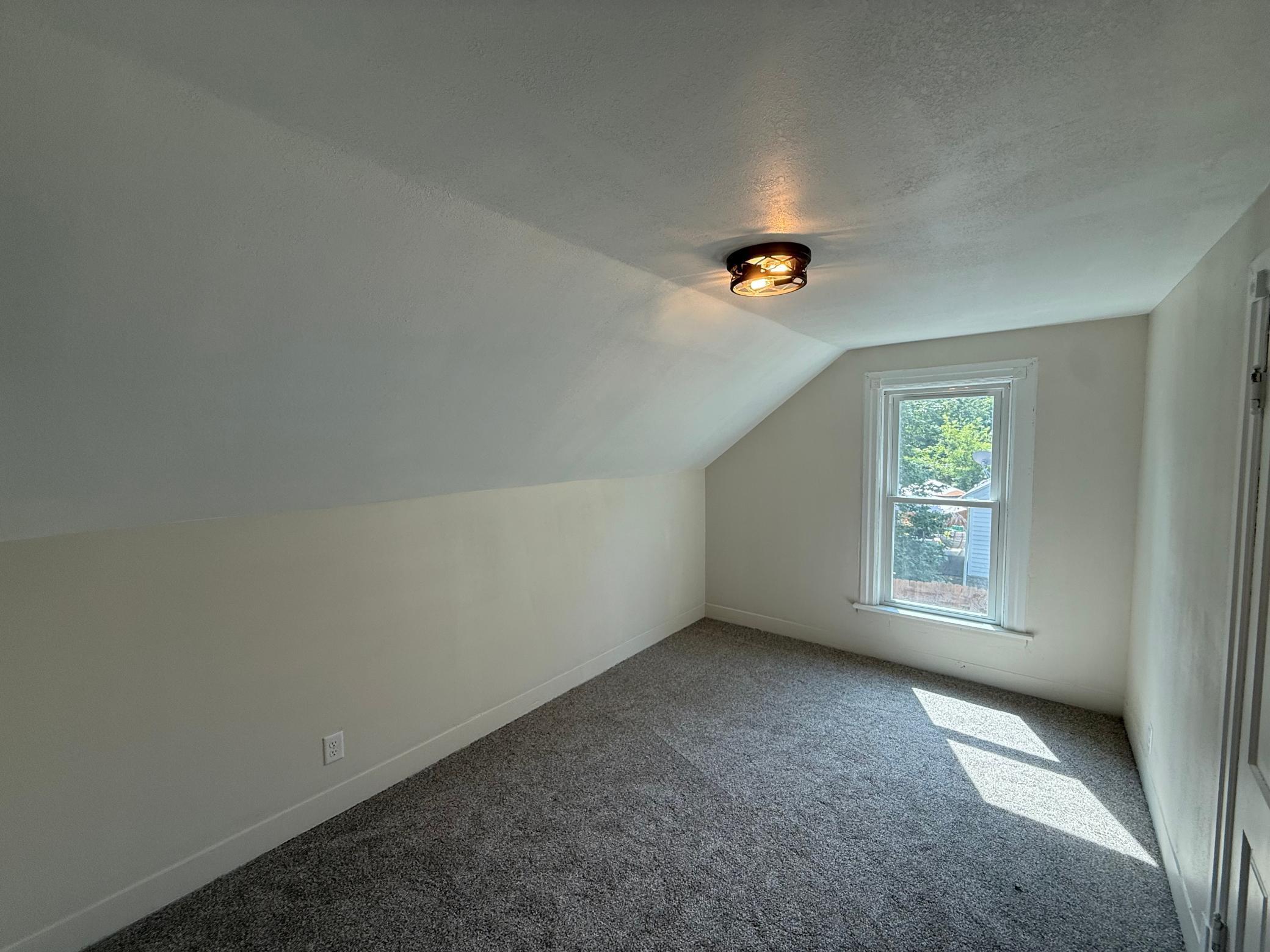502 E 2nd Street
