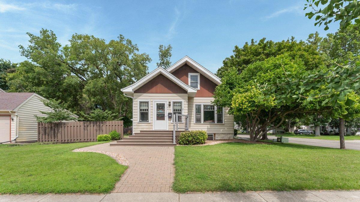 702 Monongalia Avenue SW