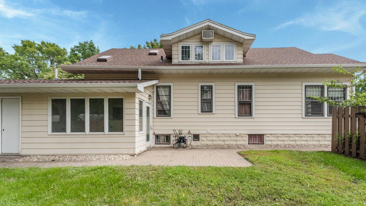 702 Monongalia Avenue SW