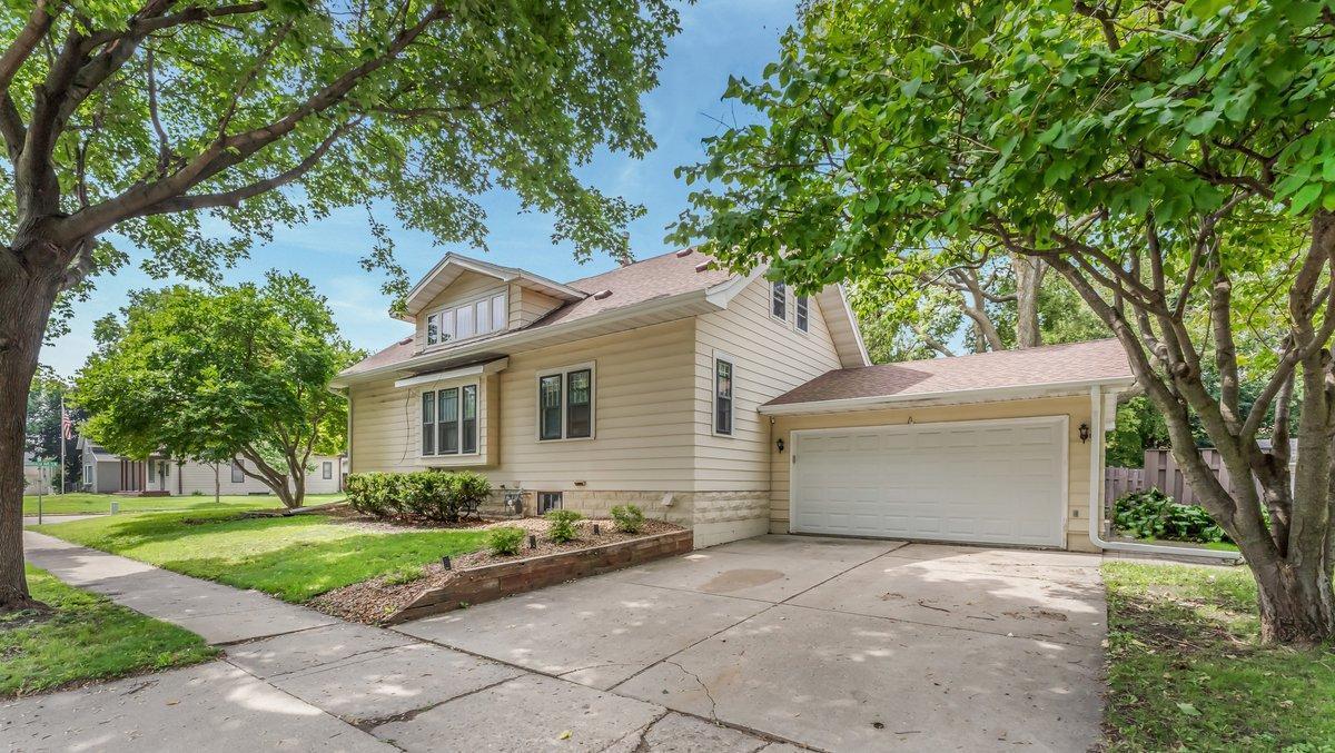 702 Monongalia Avenue SW