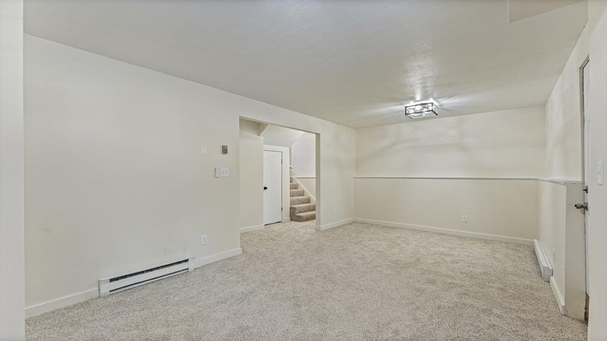 829 Pleasantview Drive SE