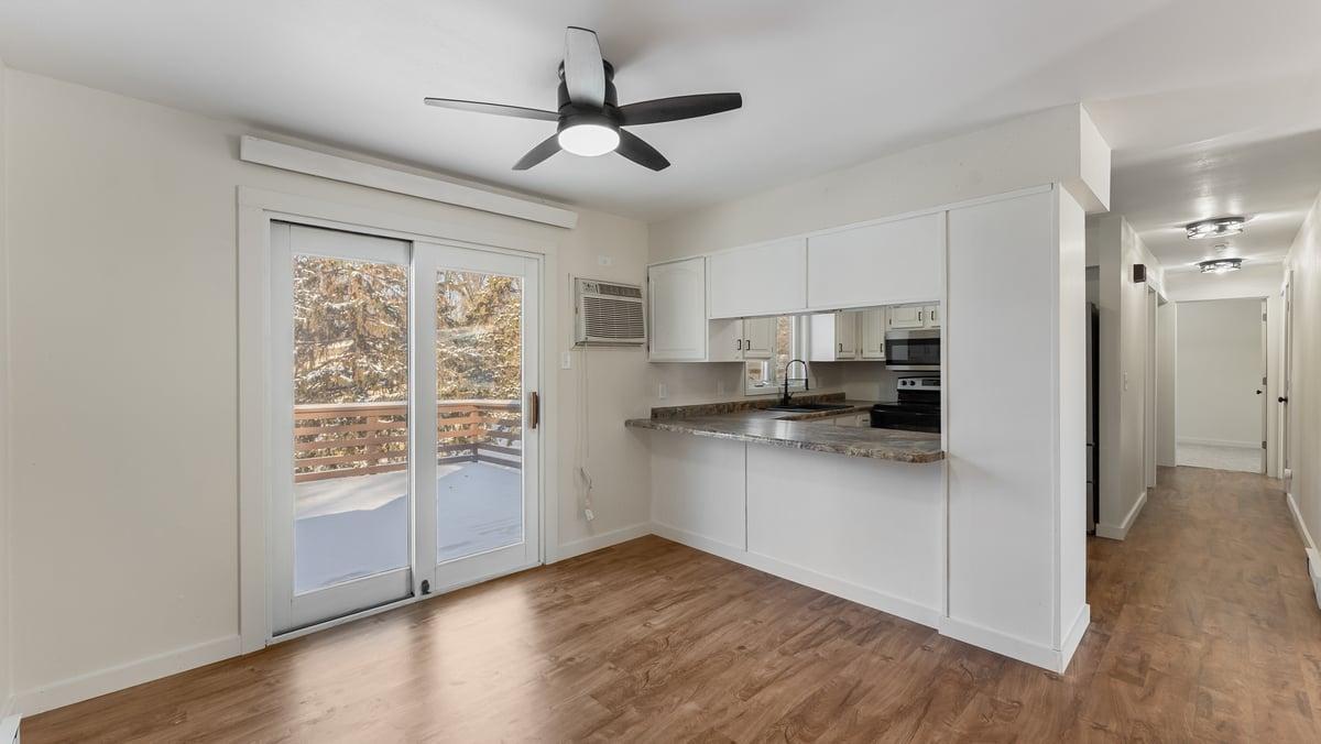 829 Pleasantview Drive SE