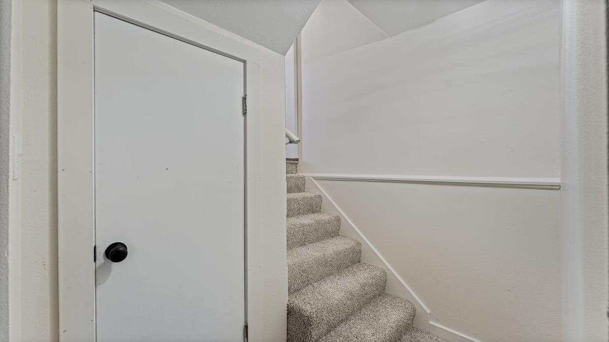 829 Pleasantview Drive SE