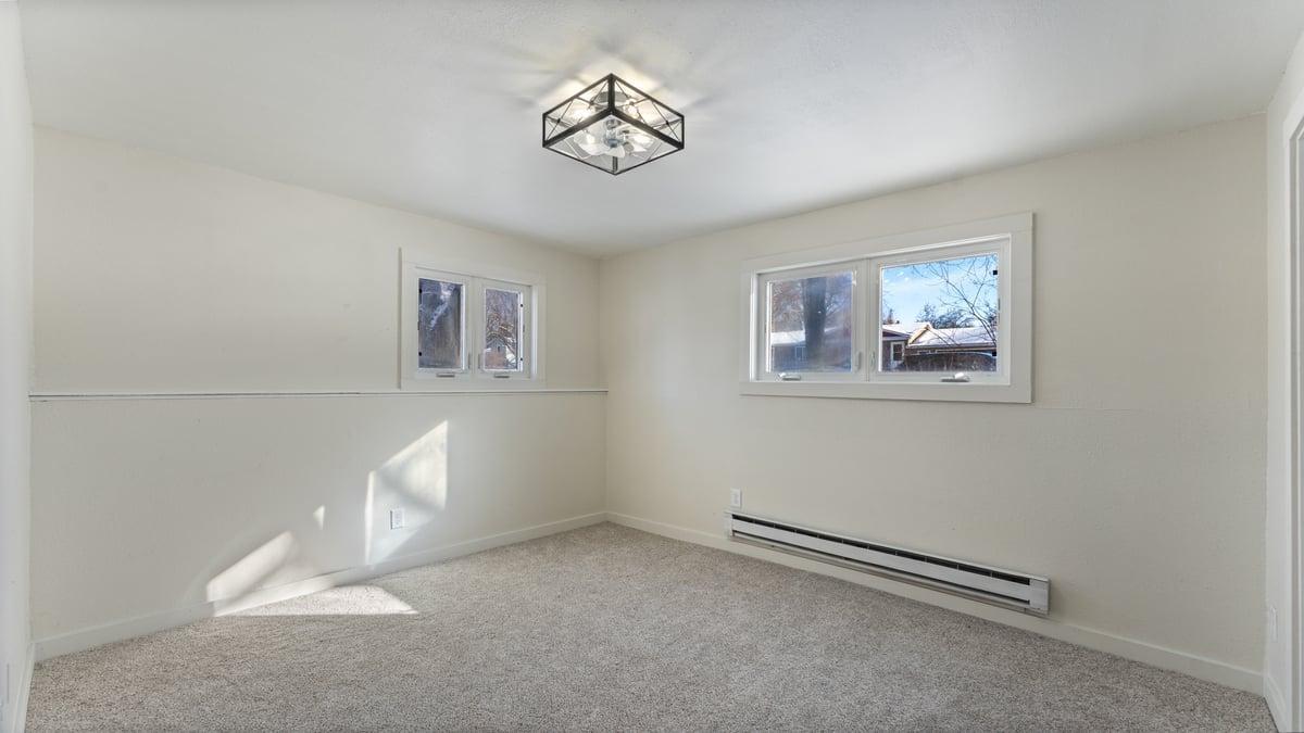 829 Pleasantview Drive SE