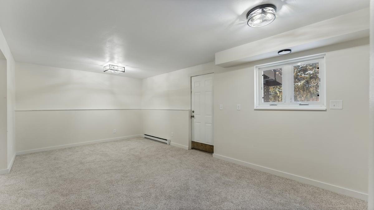 829 Pleasantview Drive SE