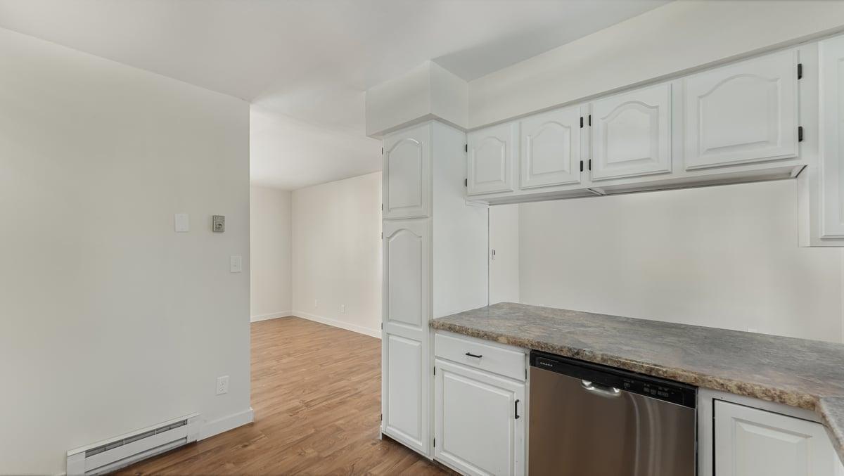 829 Pleasantview Drive SE