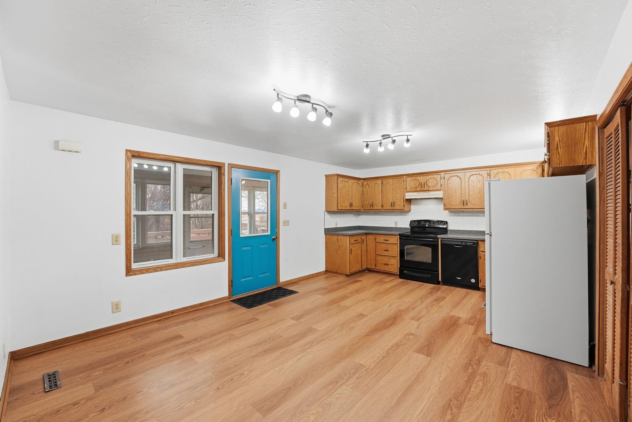 25283 State Highway 23