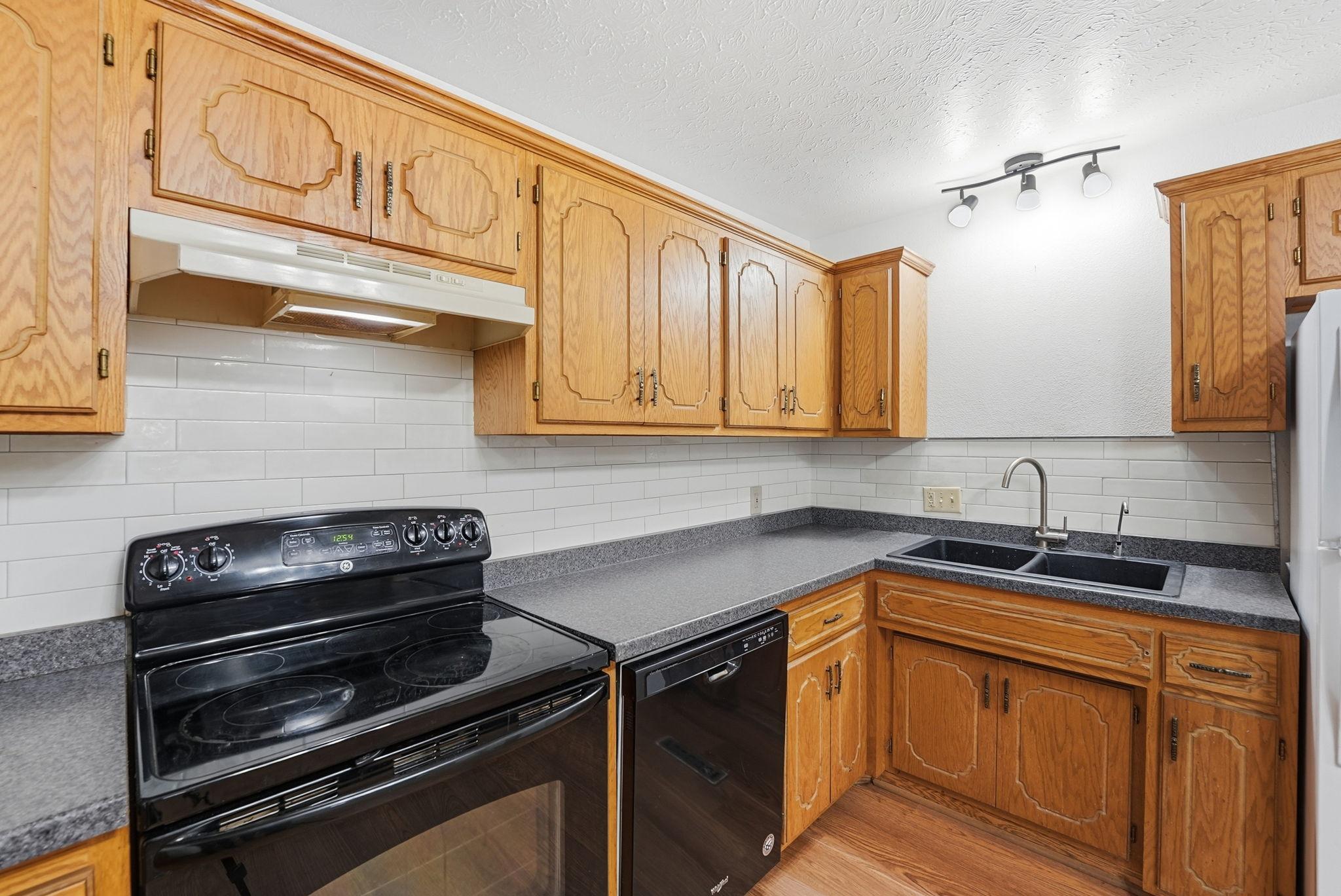 25283 State Highway 23