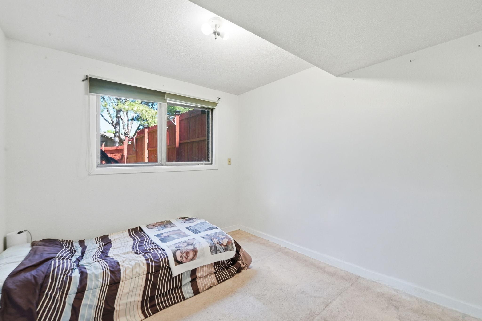 305 8th Street N