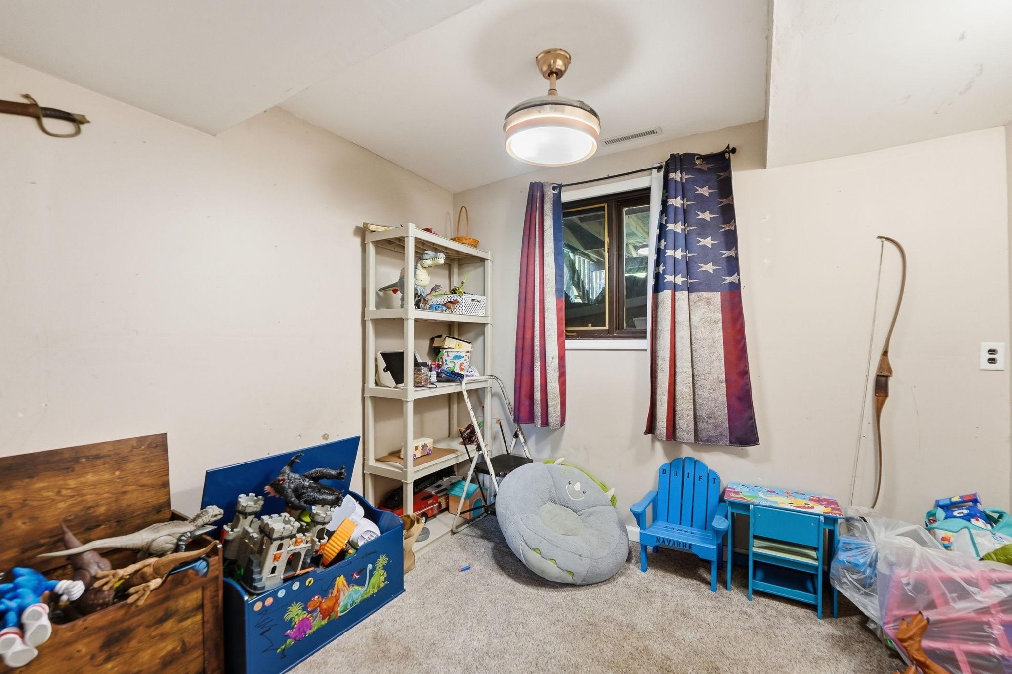 305 8th Street N