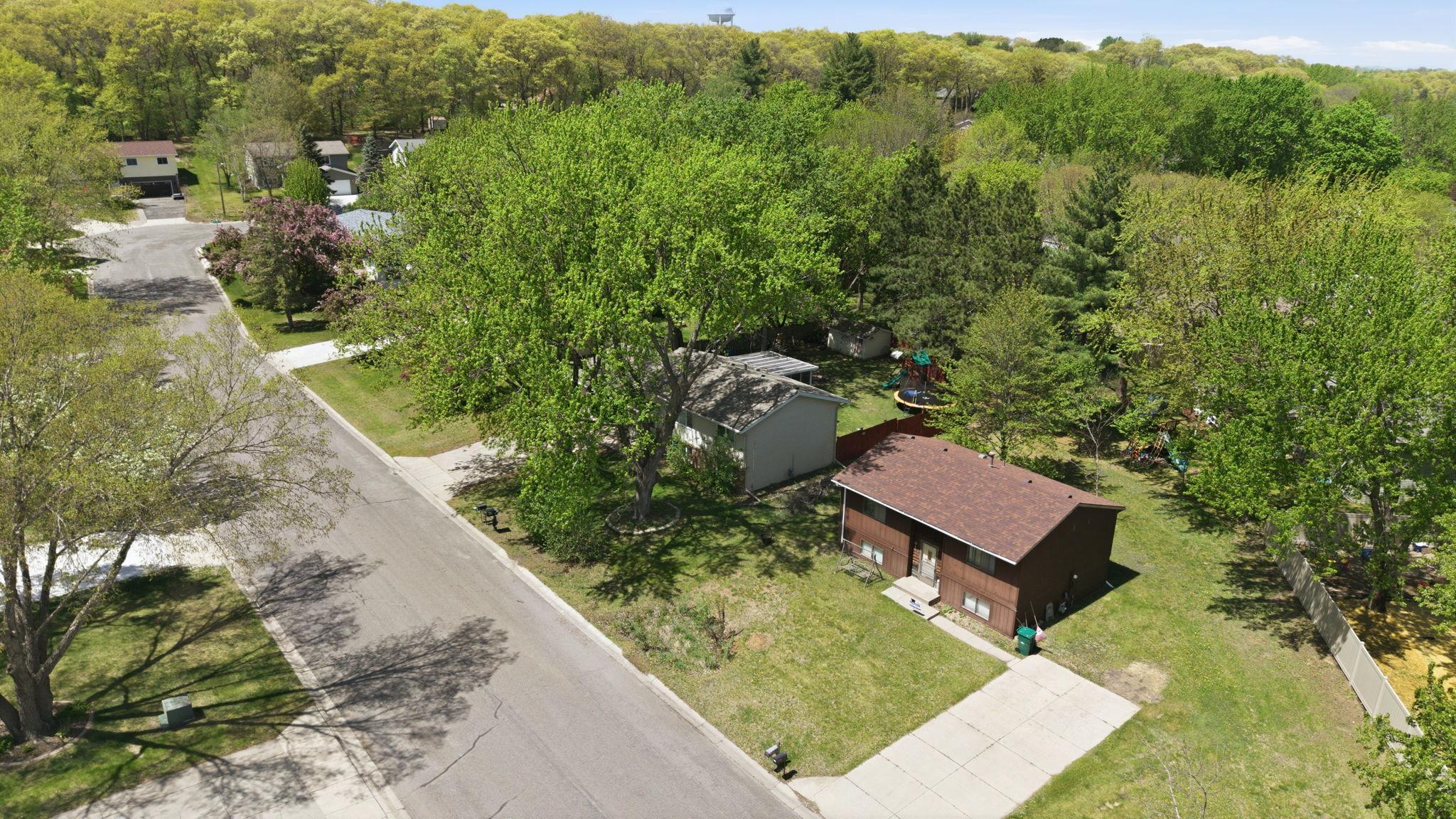 305 8th Street N