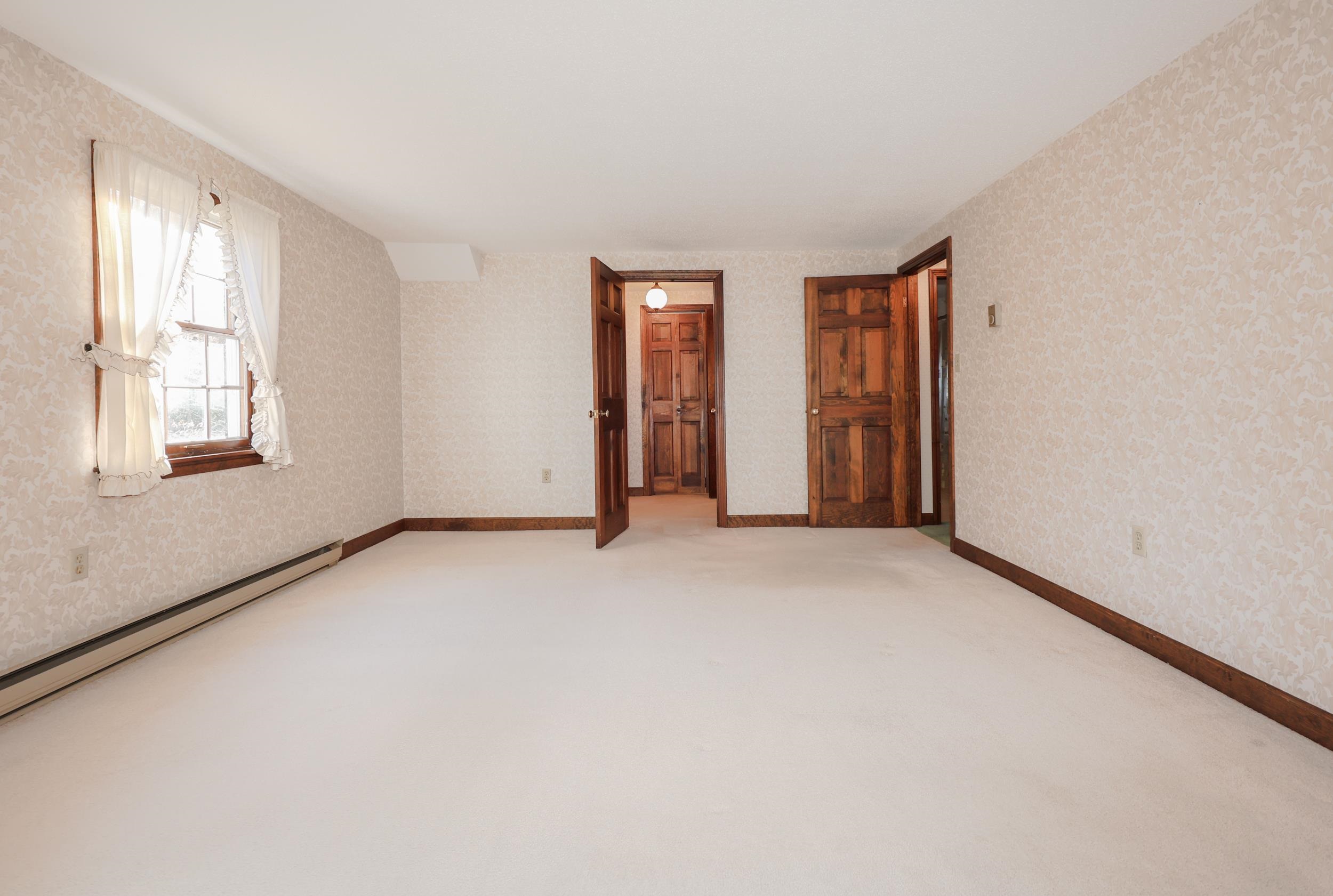 10 Woodland Circle