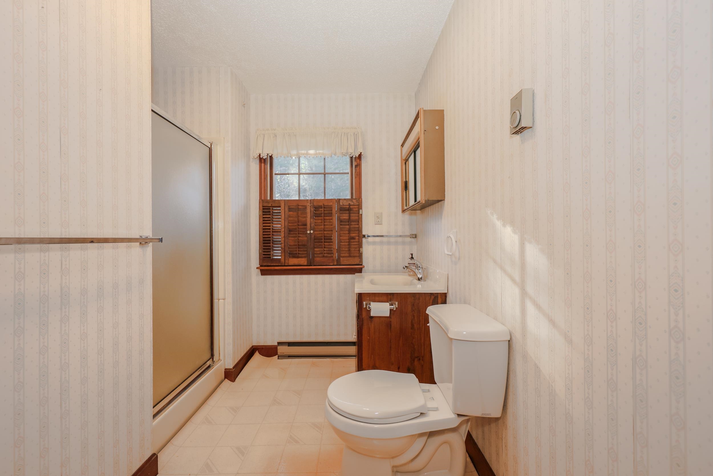 10 Woodland Circle
