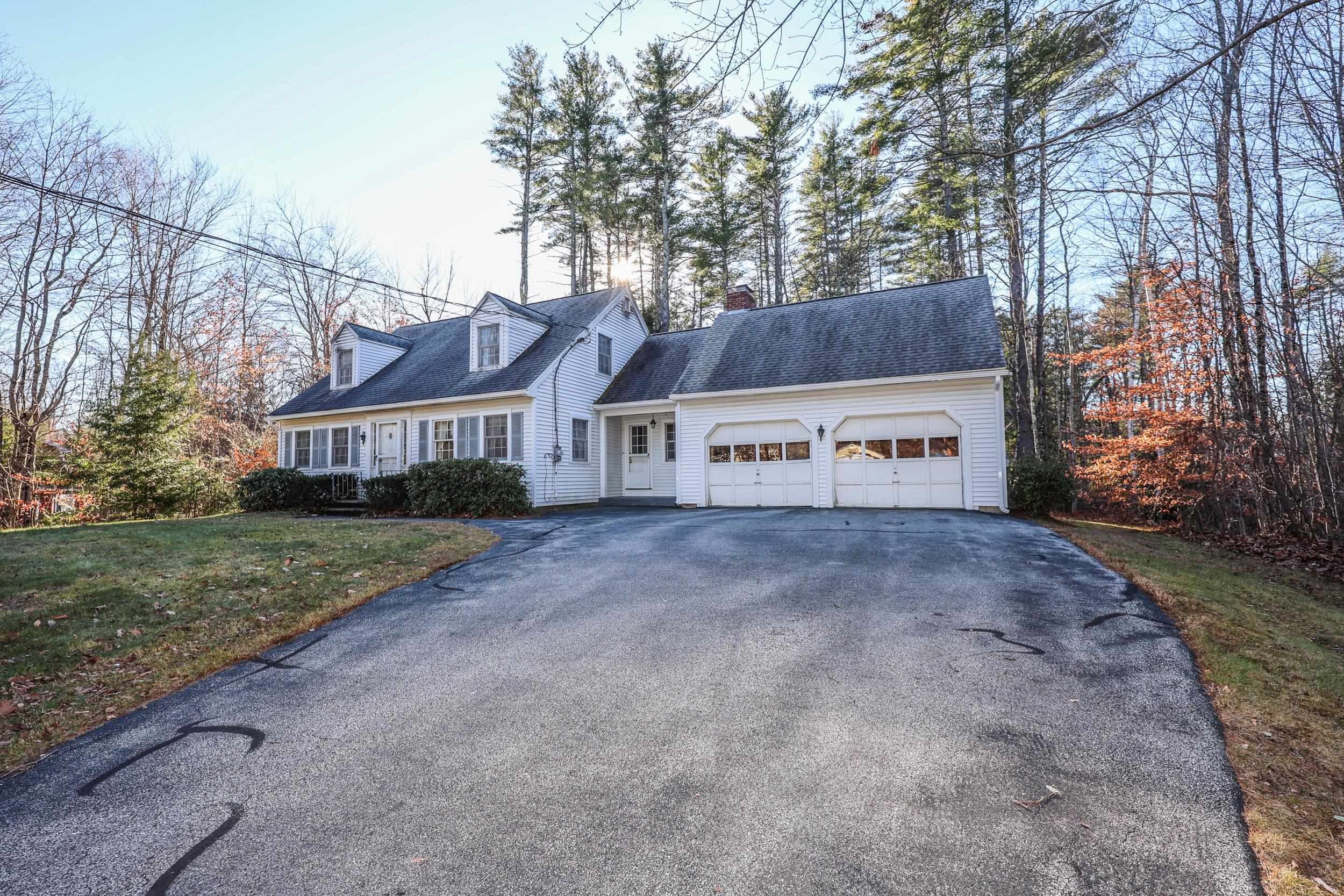 10 Woodland Circle
