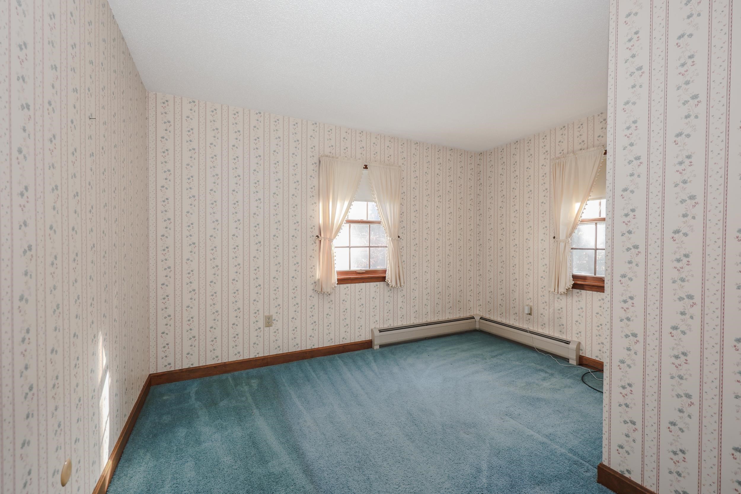 10 Woodland Circle