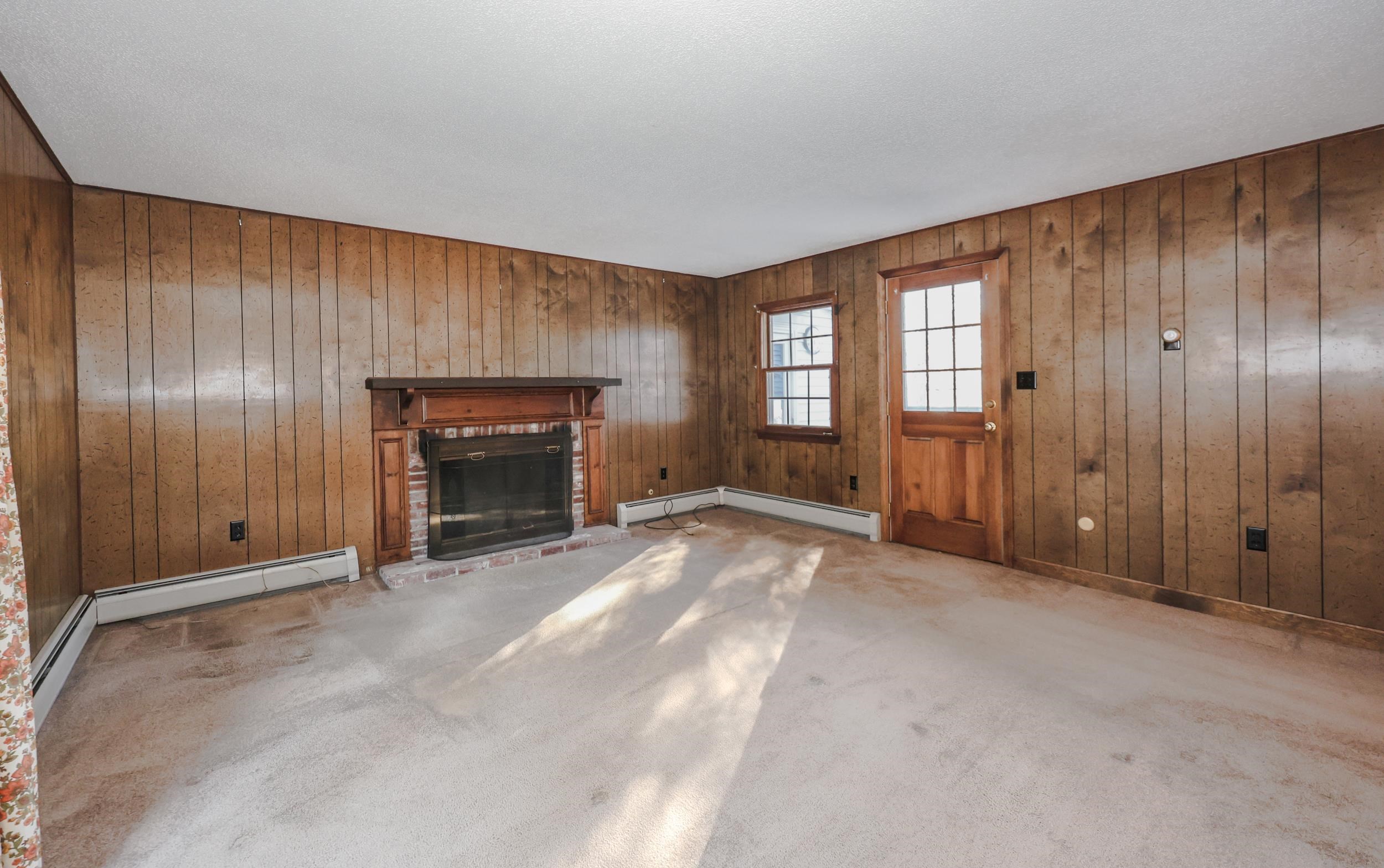 10 Woodland Circle