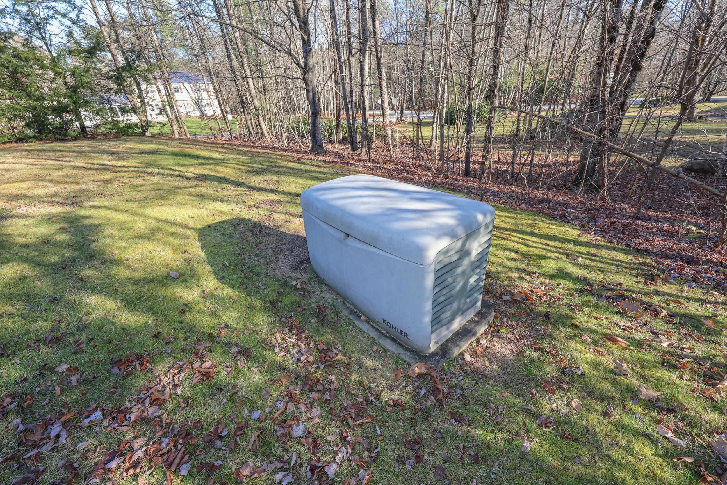 10 Woodland Circle