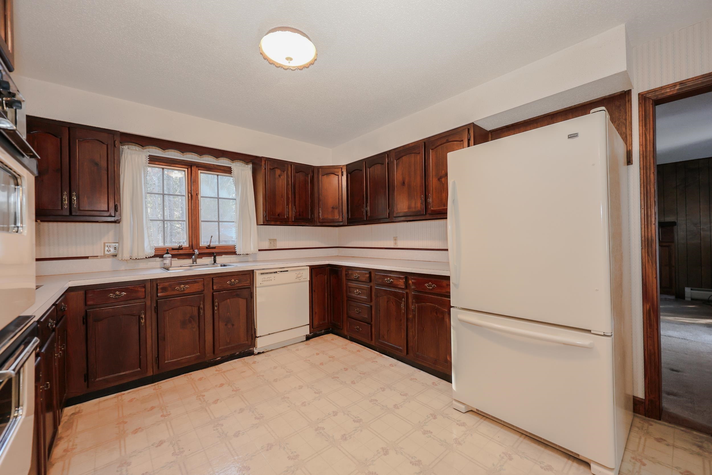 10 Woodland Circle