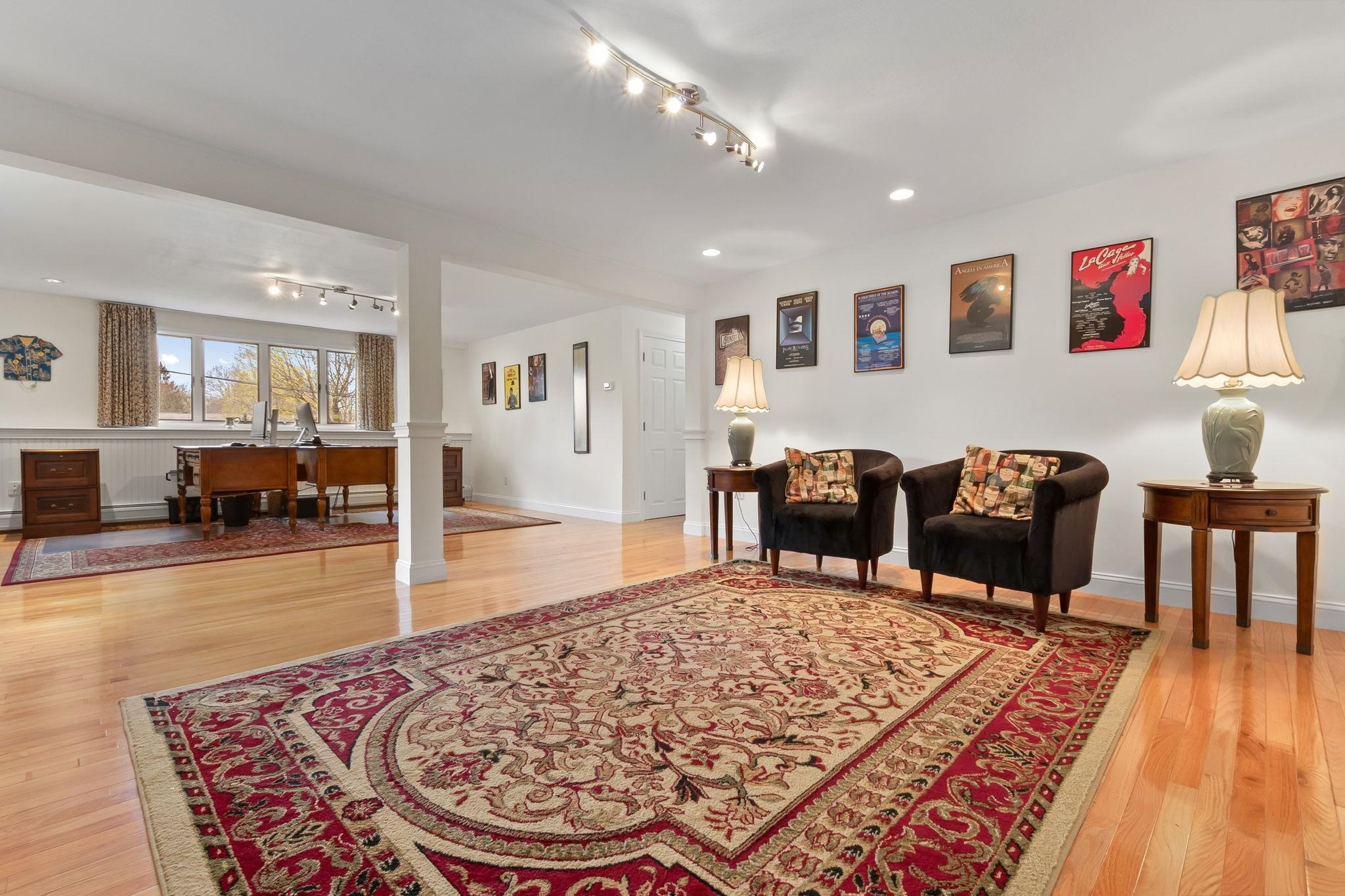 9 Onyx Lane