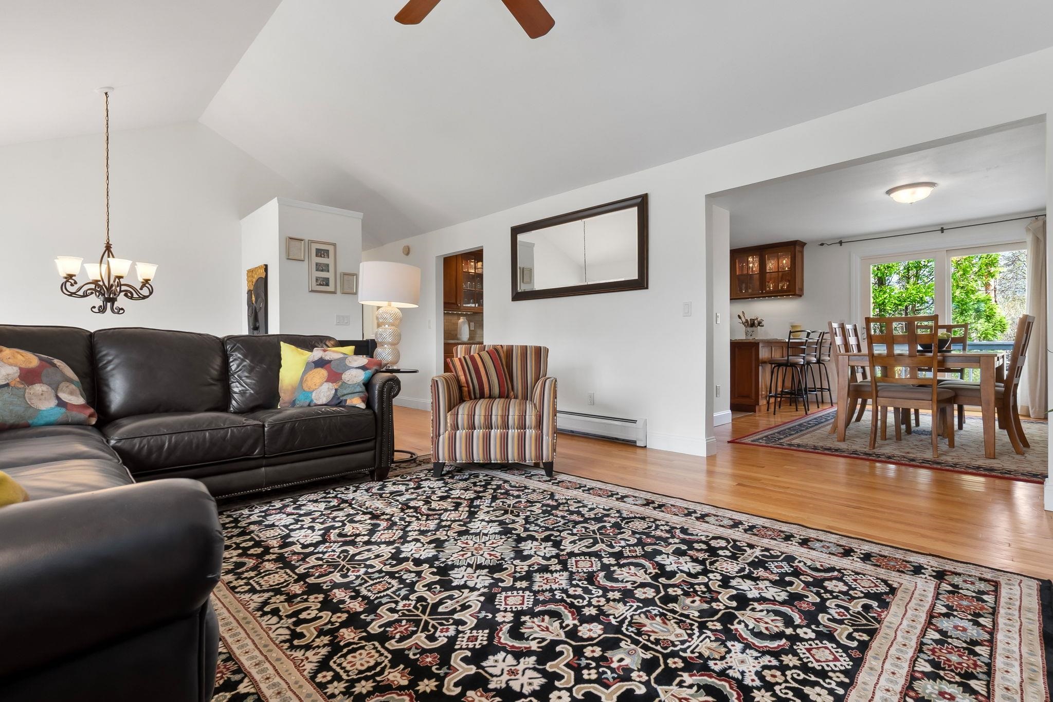 9 Onyx Lane