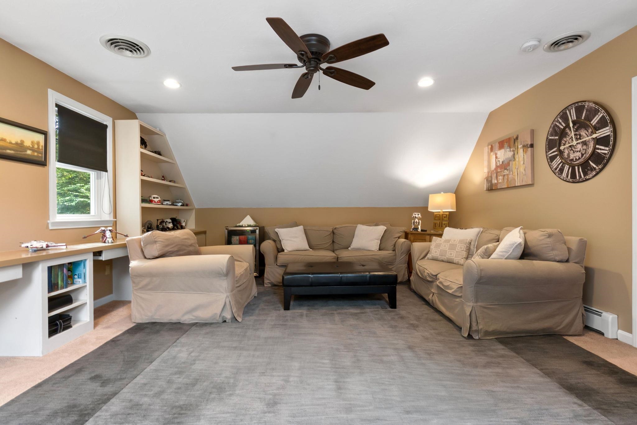 19 Buttonwood Drive