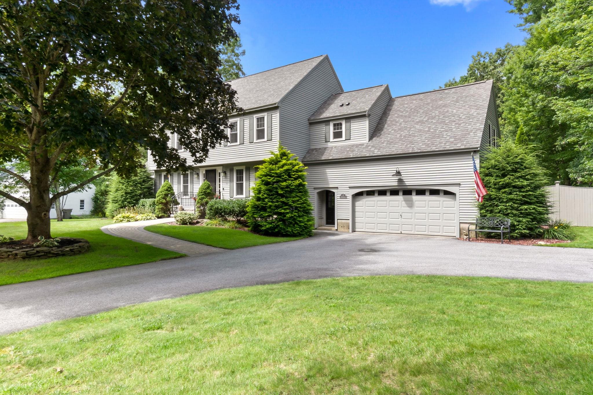 19 Buttonwood Drive