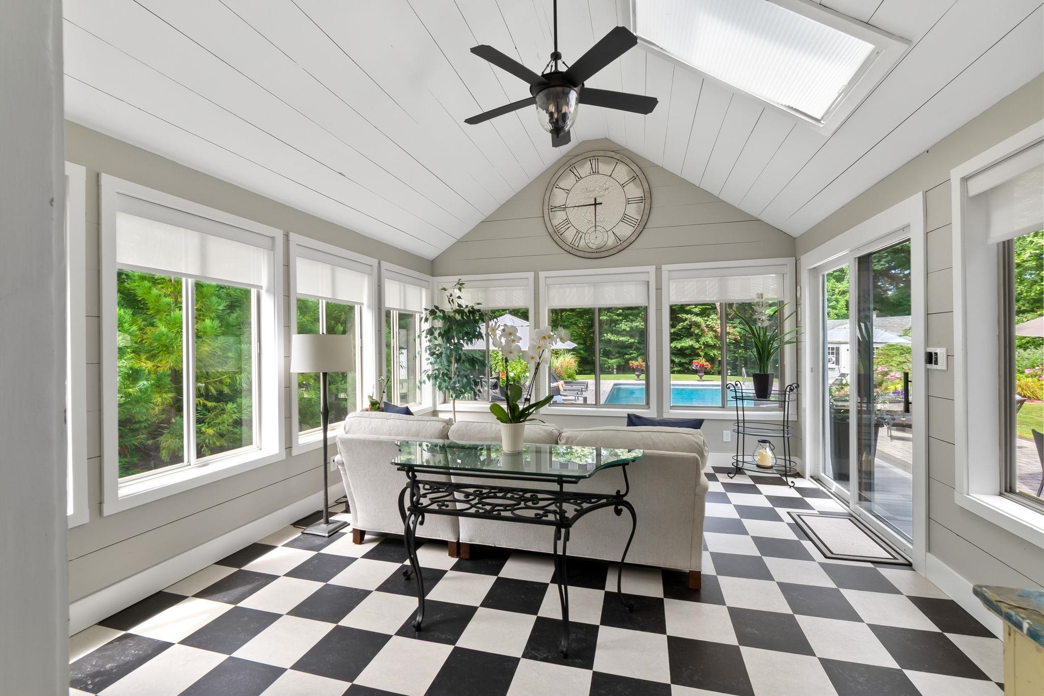 19 Buttonwood Drive