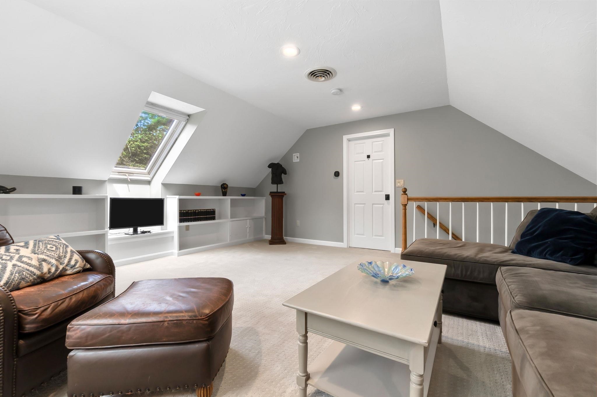 19 Buttonwood Drive