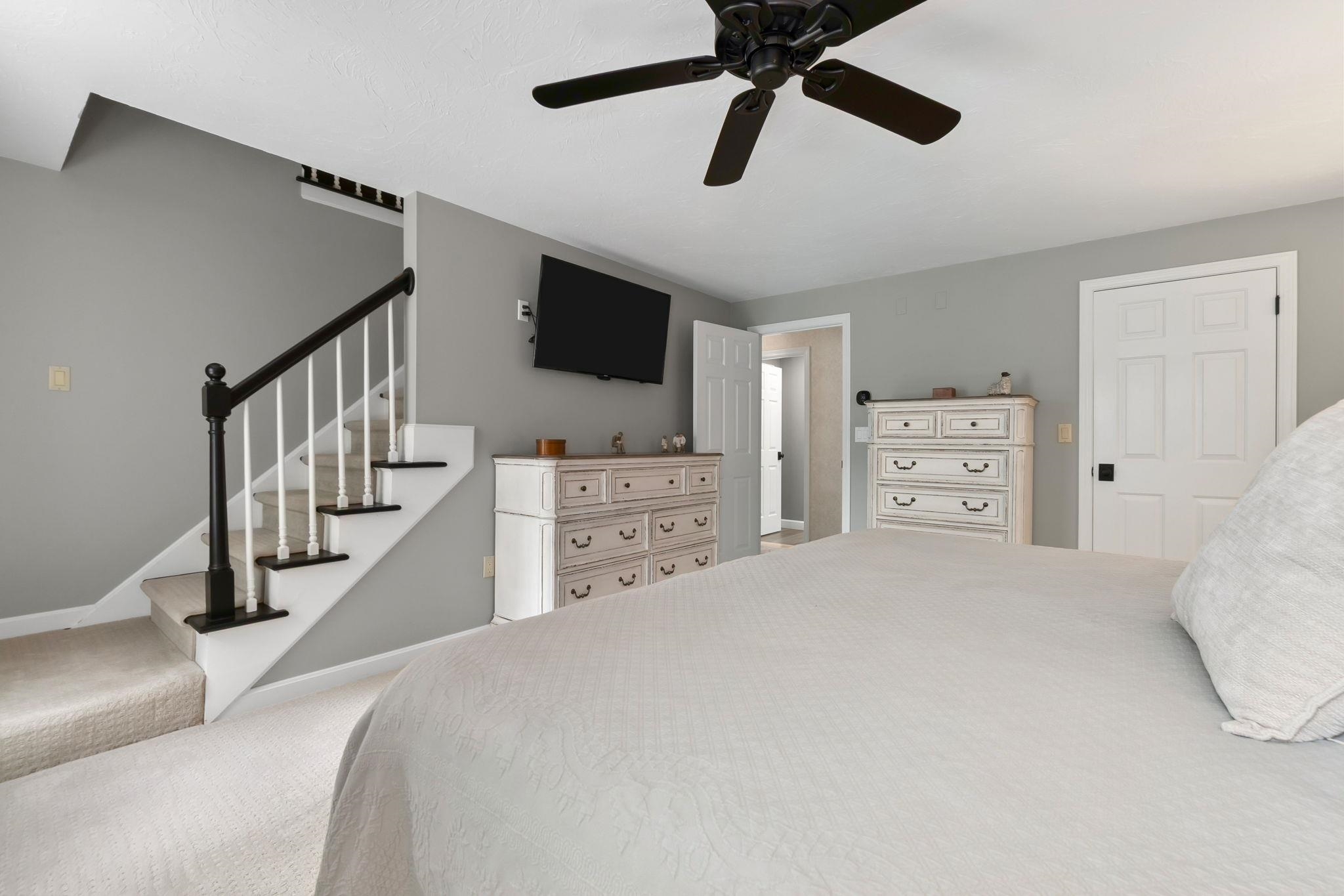 19 Buttonwood Drive