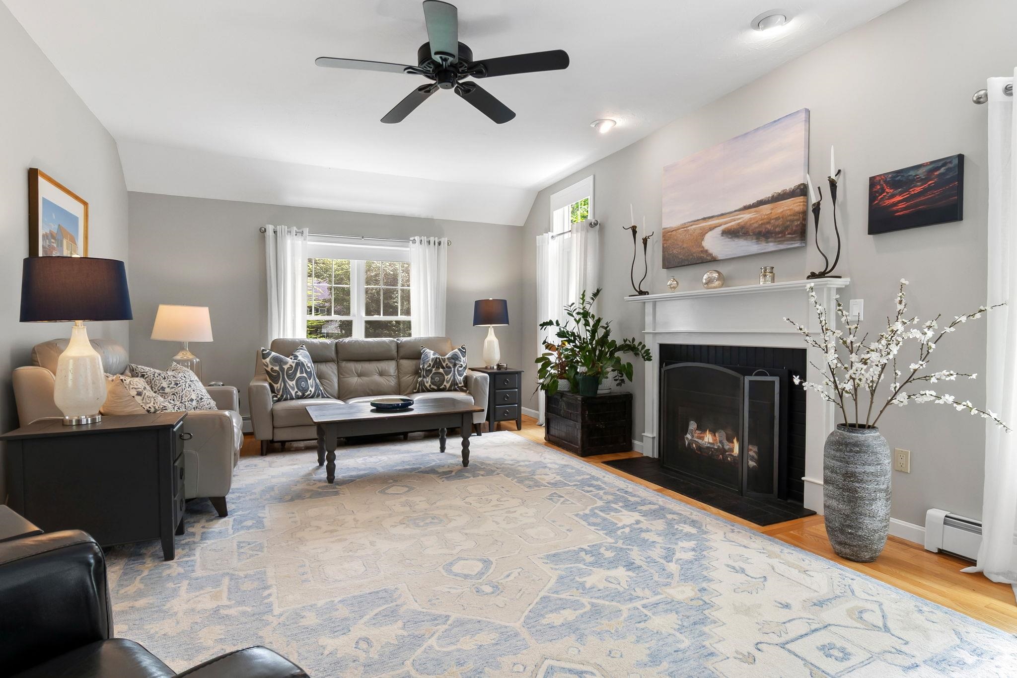 19 Buttonwood Drive