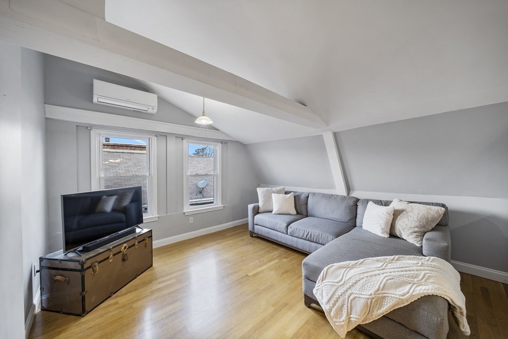 134 Boston St # 3