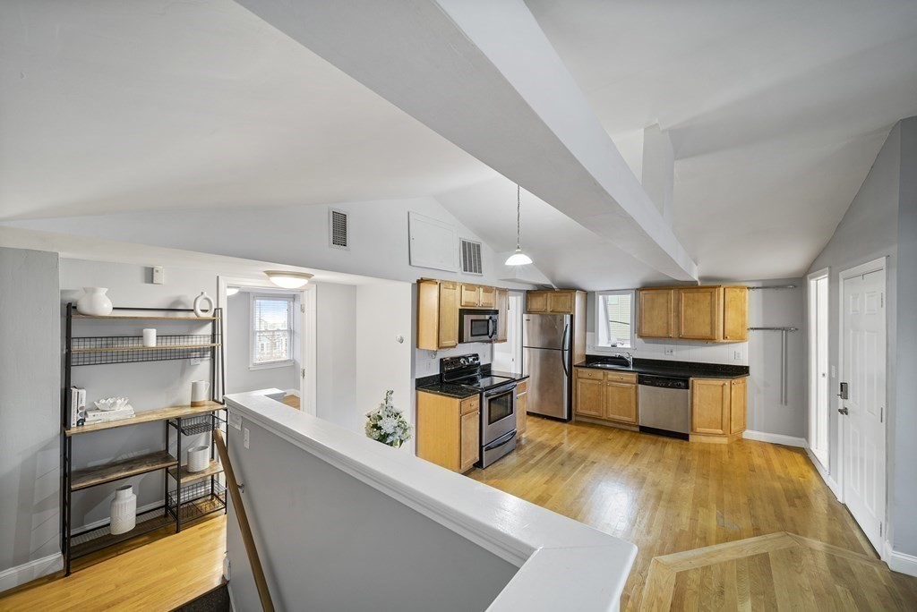 134 Boston St # 3