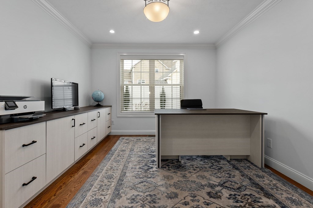 2 Poplar Hill Circle