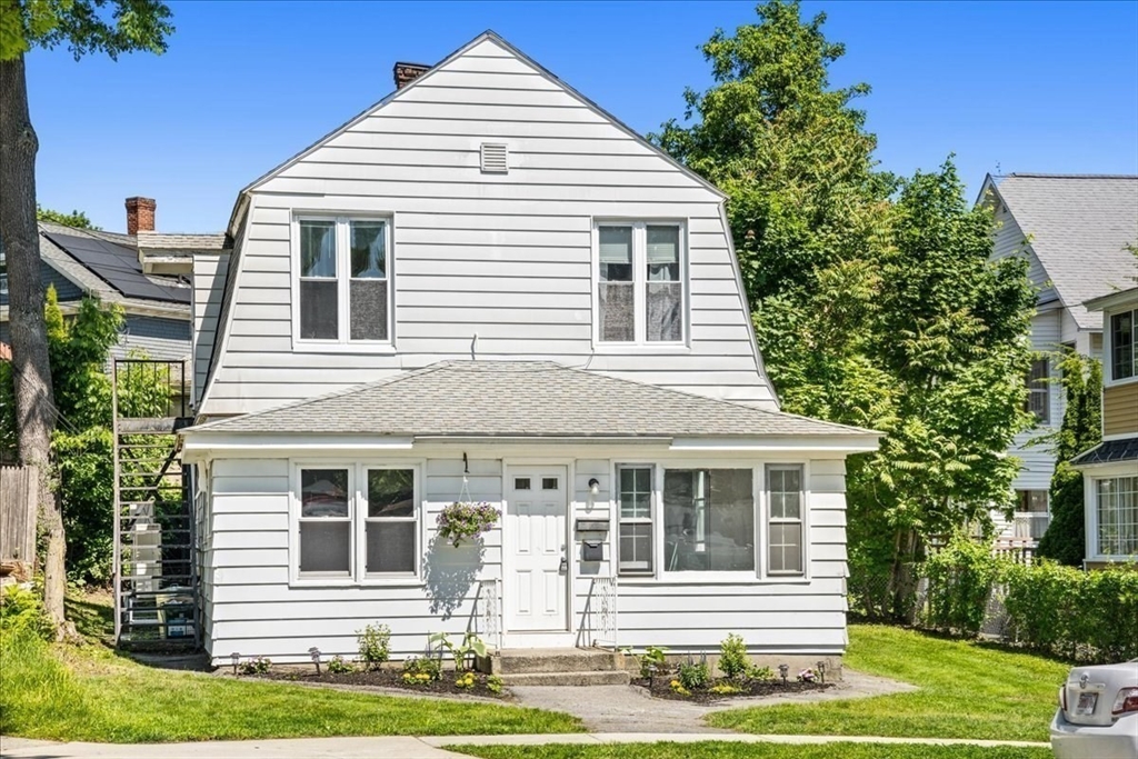 4 Howland Terrace # 2