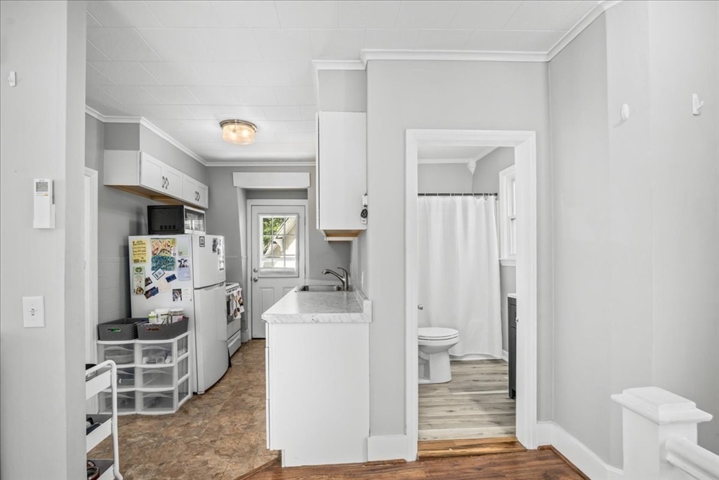 4 Howland Terrace # 2