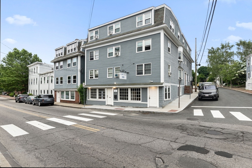 147-149 Merrimac St # 8 Unit: 7-8
