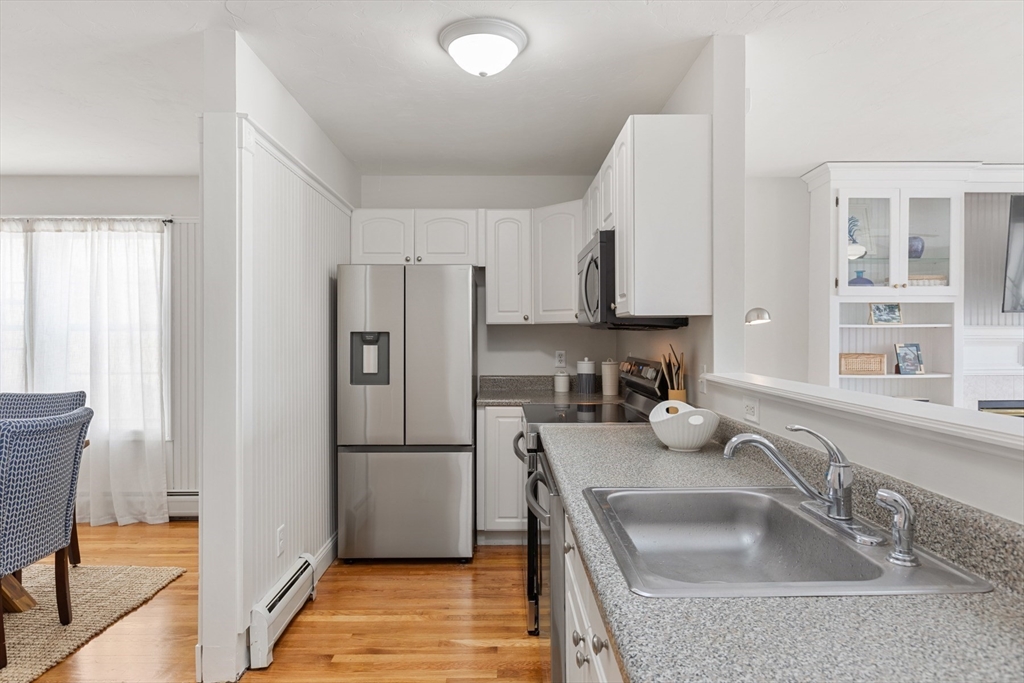 240 Merrimac St # 3
