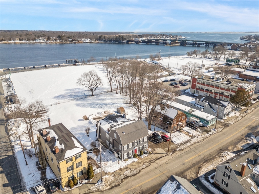 240 Merrimac St # 3