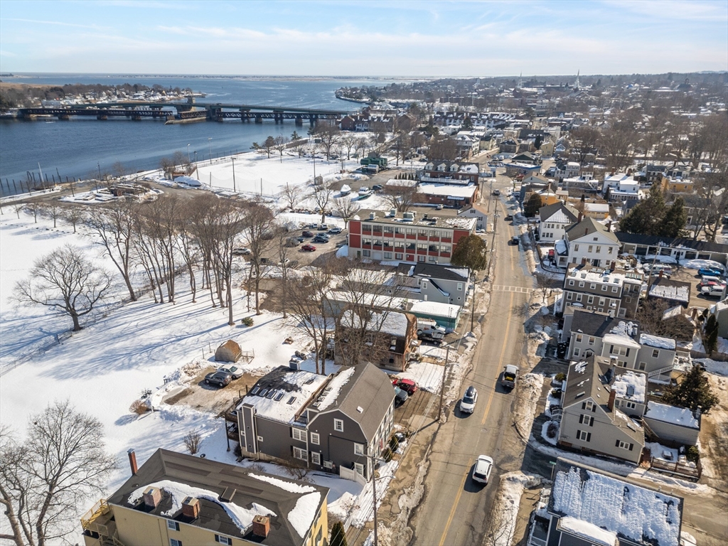 240 Merrimac St # 3