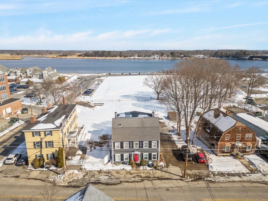 240 Merrimac St # 3